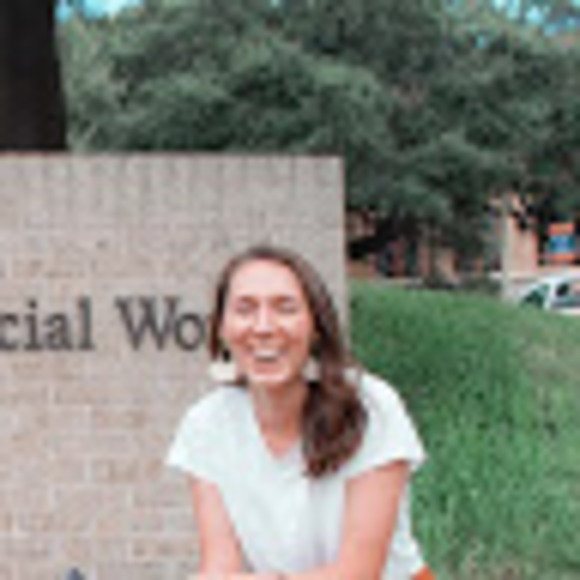 Meet your Posher, Hannah - Picture 1 of 1